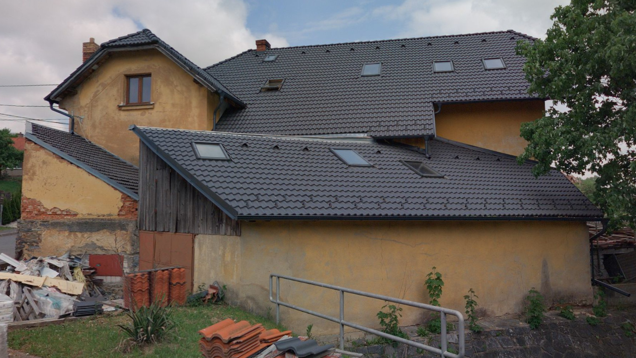 Jak historický nábytek cestuje s pomocí Zaslat: Příběh rekonstrukce unikátního domu v Crhově
